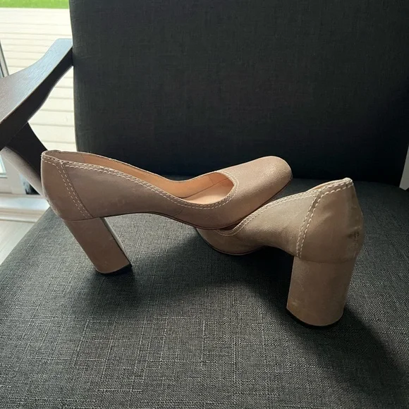 Tan Block Heel Pumps with Rounded Toe - Picture 3 of 5